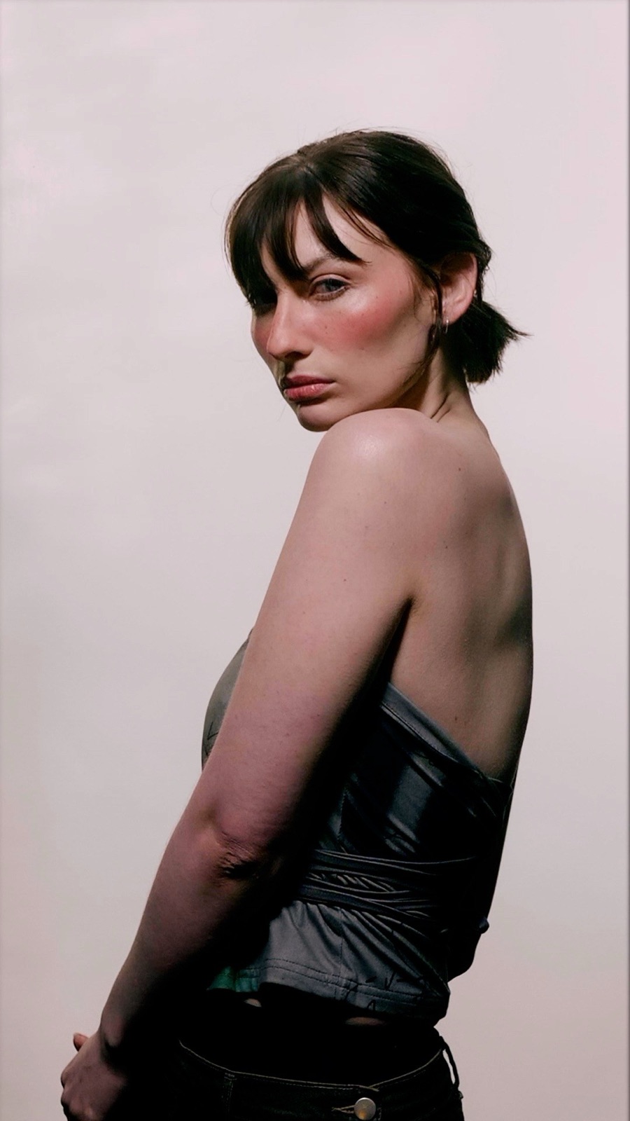 CLEMENTINE: Beauty still 2