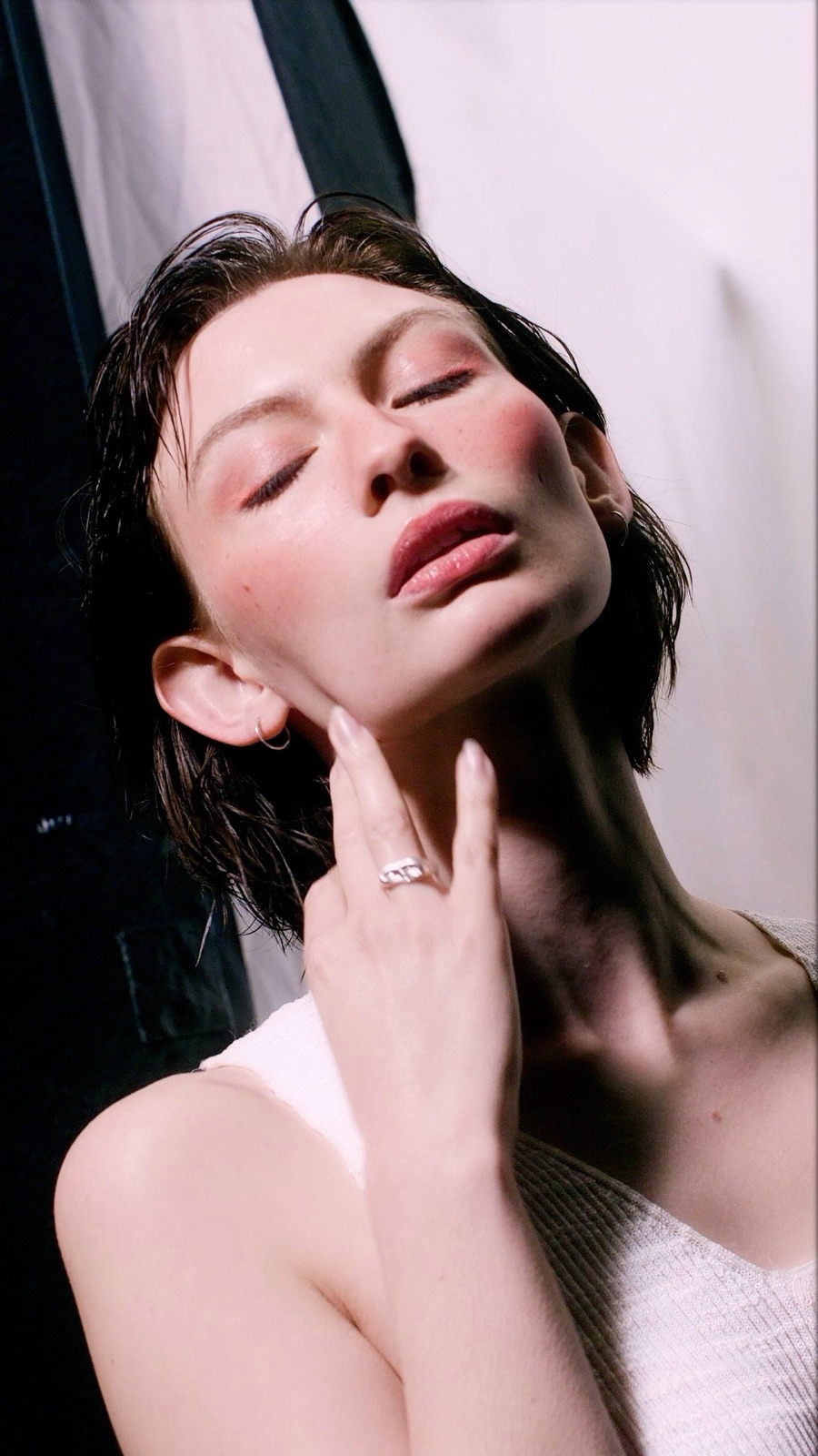 CLEMENTINE: Beauty still 5