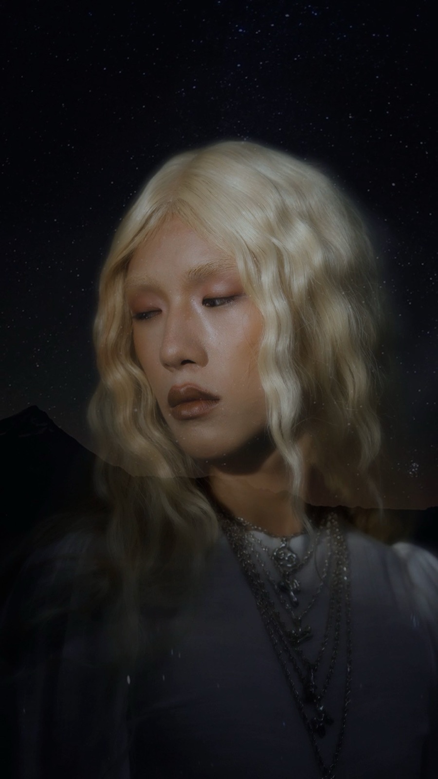 Graedance: Experimental Fashion Film still 2